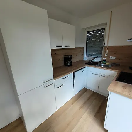 Appartement Komfortable Fuer Bis Zu 5 Gaeste In *