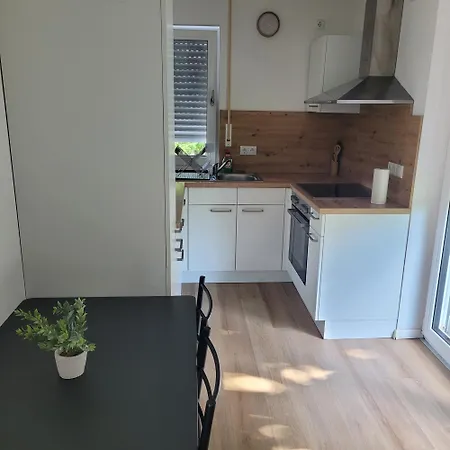 Apartment Komfortable Für Bis Zu 5 Gäste In Straubing
